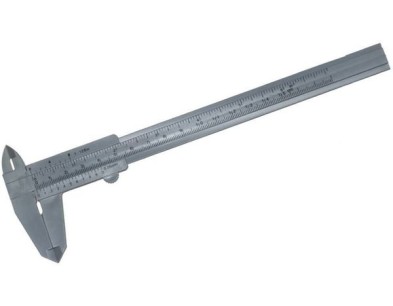 SUWMIARKA PLASTIKOWA 150/0.05 + CALE