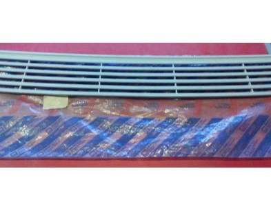 GRIGLIA POSTERIORE COFANO ANTERIORE ORIGINALE LANCIA DELTA INTEGRALE 16V 1989/1991 ARTICOLO 1768340