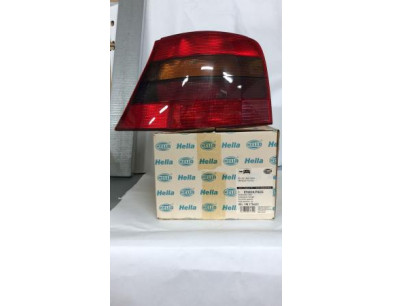 Fanale post. dx. Fume' VW Golf IV 98-03 Originale Hella