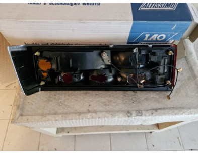 LPS489 Fanale posteriore SX ALFA Romeo 33 83-90 - Originale Altissimo