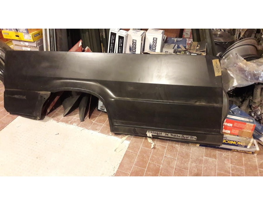 PARAFANGO FIANCATA POST DX FIAT FIORINO PICK UP
OE 7736637