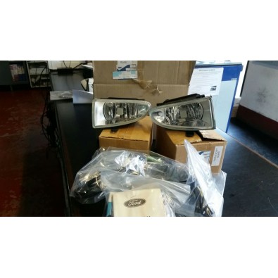 KIT FENDINEBBIA COMPLETO DI CABLAGGIO PER FORD FIESTA DAL 1976 AL 2002