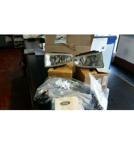 KIT FENDINEBBIA COMPLETO DI CABLAGGIO PER FORD FIESTA DAL 1976 AL 2002