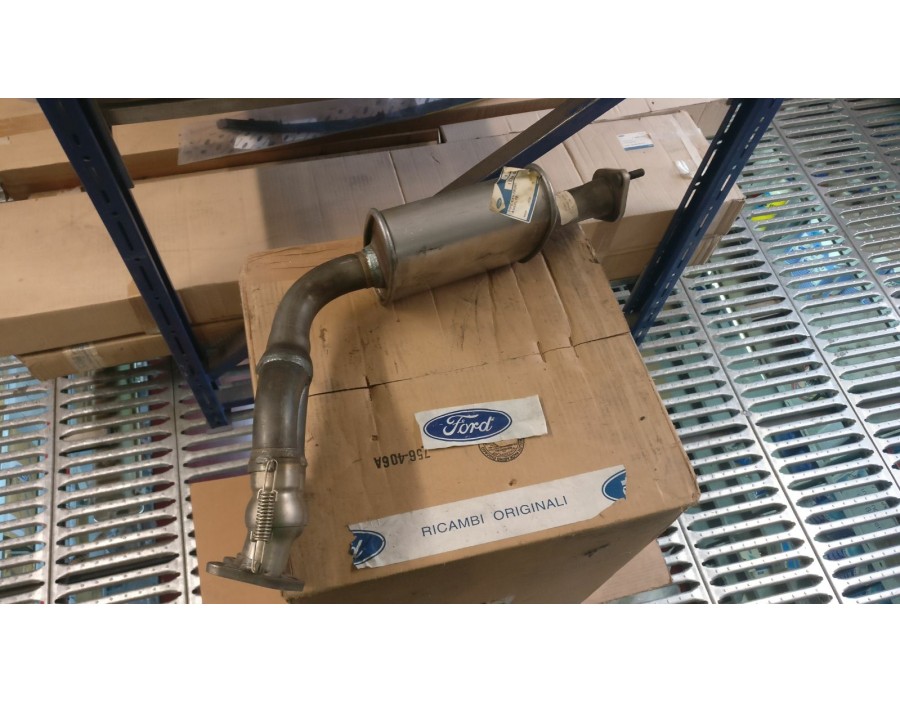 TUBO DI SCARICO ANTERIORE FORD ESCORT 91/95 1.8 DIESEL    

EXHAUST PIPE FORD ESCORT 91/95 1.8 DIESEL FORD