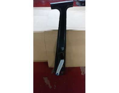 LAMIERA ESTERNA MONTANTE "B" SINISTRO FORD FIESTA 95/02 

EXTERNAL METAL RISER "B" LEFT FORD FIESTA 95/02