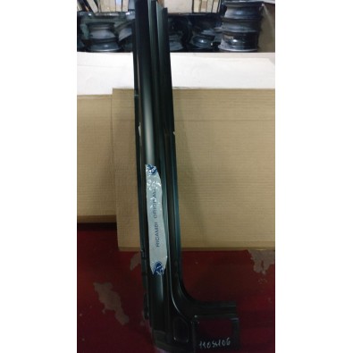 FASCIONE LATERALE DESTRO FORD FIESTA 95/02   

INFERIOR  LATERAL DOOR RIGHT FORD FIESTA 95/02