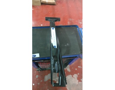 LAMIERA ESTERNA MONTANTE CENTRALE DESTRO FORD FIESTA 89/96  

RIGHT EXTERNAL SHEET METAL FORD FIESTA 89/96