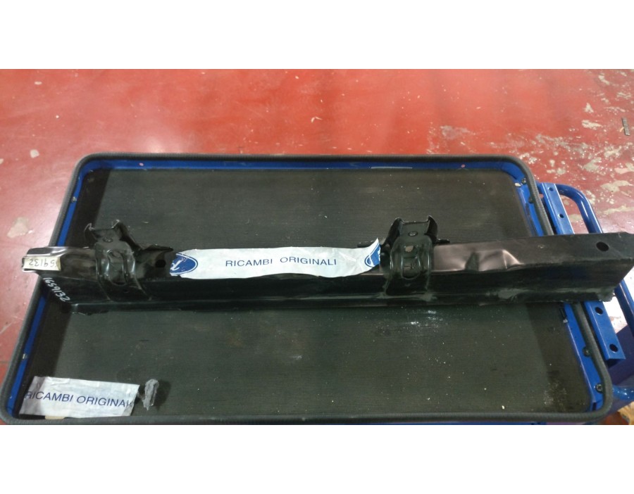 TRAVERSA SOSPENSIONE POSTERIORE FORD FIESTA 89/96   

REAR SUSPENSION TRAVERSE FORD FIESTA 89/96