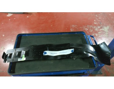 RINFORZO LONGHERONE FORD FOCUS 98/05 

REINFORCING SPAR FORD FOCUS 98/05