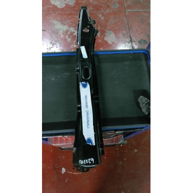 RINFORZO ANTERIORE DESTRO FORD ESCORT 95/01 

FRONT RIGHT REINFORCEMENT FORD ESCORT 95/01
