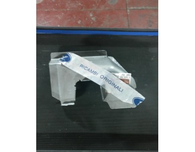 PROLUNGA TRAVERSA POSTERIORE DESTRO FORD FOCUS 03/07  

RIGHT REAR EXTENTION CROSSPIECE FORD FOCUS 03/07