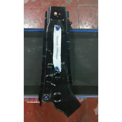 RINFORZO LONGHERONE ANTERIORE SINISTRO FORD FIESTA 08/12 

FRONT LEFT REINFORCEMENT SPAR FORD FIESTA 08/12