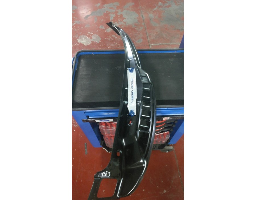 RINFORZO MONTANTE CENTRALE SINISTRO FORD KA 96/08   

LEFT CENTRAL MOUNTING REINFORCEMENT FORD KA 96/08
