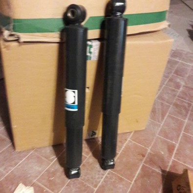 4814540 PAIR  OF SHOCK ABSORBER IVECO - COPPIA AMMORTIZZATORI POSTERIORI IVECO

RICAMBIO ORIGINALE