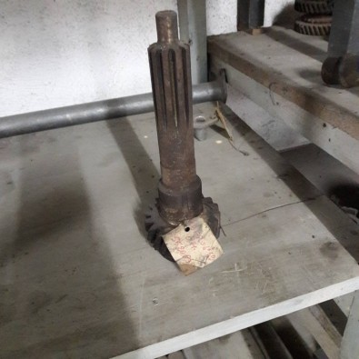 ALBERO CAMBIO 4a - 5a FIAT OM LUPETTO LEONCINO TIGROTTO- OE 552083