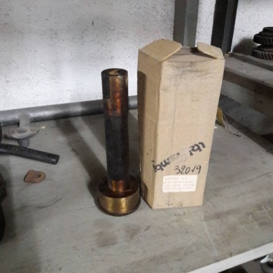 ALBERO RETROMARCIA OM 80/90/100/110/130 - FIAT 645/650/662/672/673/655