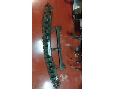 RINFORZO FISSAGGIO PARAURTI ANTERIORE FORD GALAXY 00/06 

REINFORCING PARAURTIAL FIXING FORD GALAXY 00/06