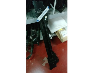 TRAVERSA ANTERIORE INFERIORE FORD MONDEO 96/00  

FRONT LOWER CROSSPIECE FORD MONDEO 96/00
