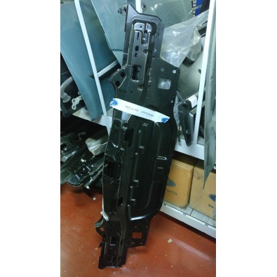 PANNELLO POSTERIORE INFERIORE FORD MONDEO 92/96 

REAR LOWER PANEL FORD MONDEO 92/96