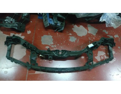 RINFORZO PARAURTI ANTERIORE FORD FOCUS 05/08 

FRONT REINFORCEMENT BUMPER FORD FOCUS 05/08