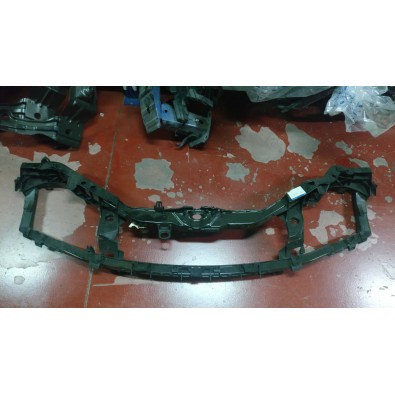 RINFORZO PARAURTI ANTERIORE FORD FOCUS 05/08 

FRONT REINFORCEMENT BUMPER FORD FOCUS 05/08