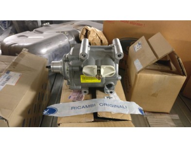 COMPRESSORE FORD FIESTA 01/12 MONDEO 99/00  

COMPRESSOR FORD FIESTA 01/12 MONDEO 99/00