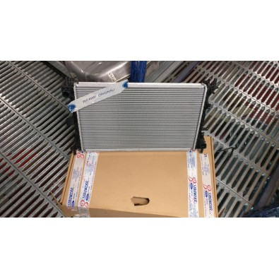 RADIATORE FORD FOCUS 98/05 

RADIATOR FORD FOCUS 98/05