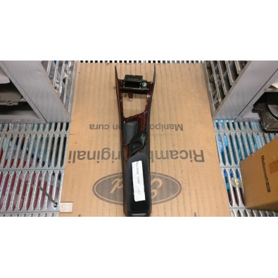 TUNNEL CENTRALE FORD MONDEO 92/96  

CENTRAL CONSOLE  FORD MONDEO 92/96