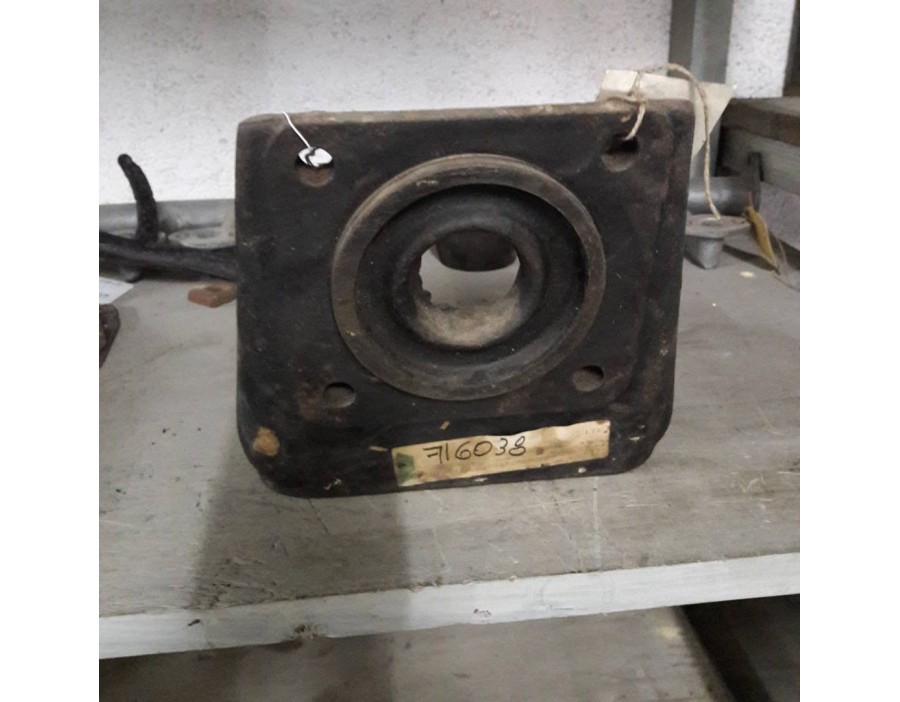 SUPPORTO MOTORE POST DX FIAT 682 N2-N3-N4 - FIAT 690 - OE 849934