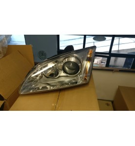 FARO ANTERIORE SINISTRO  FORD FOCUS 04/08 

FRONT LEFT HEADLIGHT FORD FOCUS 04/08