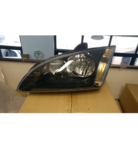 FARO ANTERIORE SINISTRO  CON CORNICE NERA FORD FOCUS 04/08 

FRONT LEFT HEADLIGHT WITH  BLACK FRAME FORD FOCUS 04/08