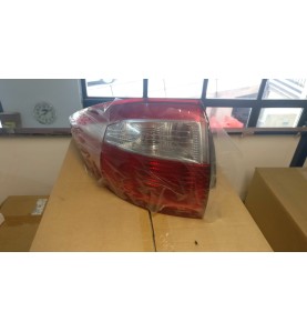 FANALE POSTERIORE SINISTRO FORD FOCUS C-MAX 11 

REAR LEFT HEADLIGHT FORD FOCUS C-MAX 11