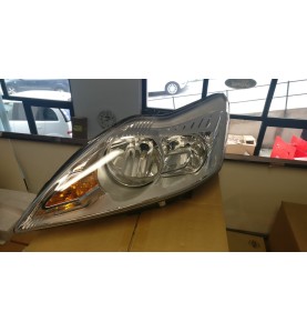 FARO ANTERIORE SINISTRO CON ALOGENO FORD FOCUS 06/10 

FRONT LEFT HEADLIGHT WITH HALOGEN FORD FOCUS 06/10