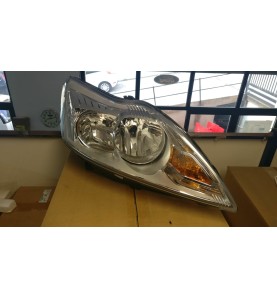 FARO ANTERIORE DESTRO CON ALOGENO FORD FOCUS 06/10 

FRONT RIGHT HEADLIGHT FORD FOCUS 06/10