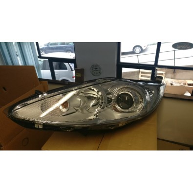 FARO ANTERIORE SINISTRO CON ALOGENO FORD FIESTA 08/12 

FRONT LEFT HEADLIGHT WITH HALOGEN FORD FIESTA 08/12