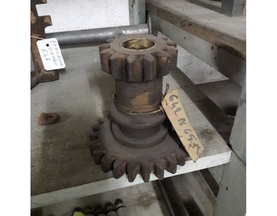 INGRANAGGIO RETROMARCIA FIAT 642 N65R - OE 745352