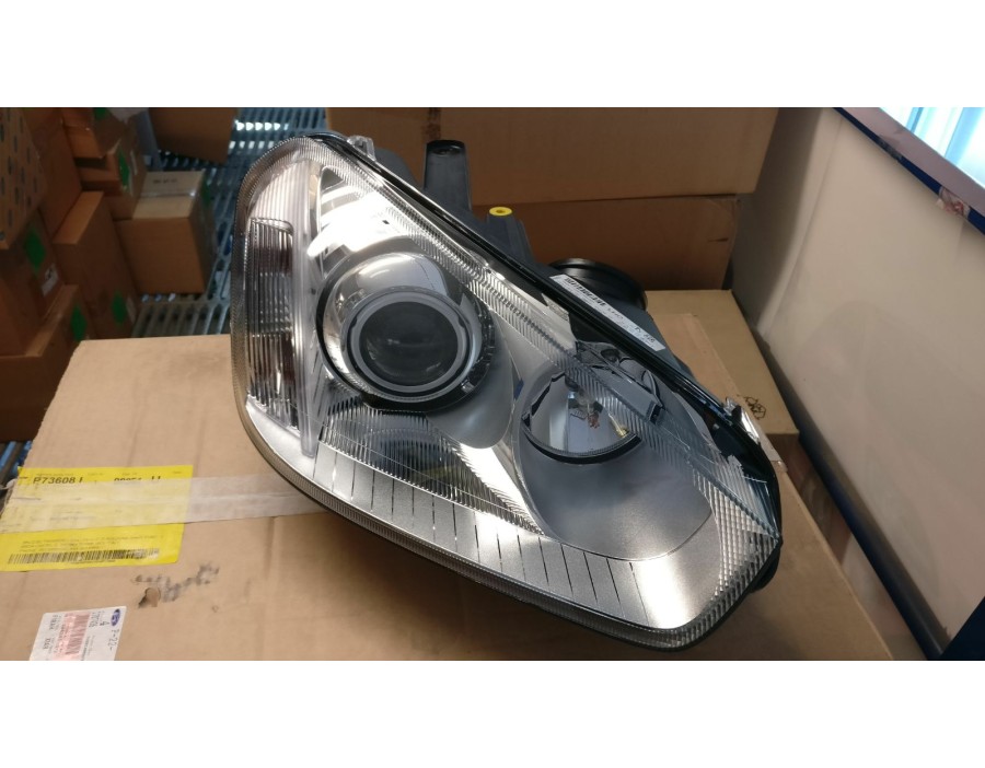 FARO ANTERIORE DESTRO FORD FOCUS C-MAX 07/11 

FRONT RIGHT HEADLIGHT FORD FOCUS C-MAX 07/11