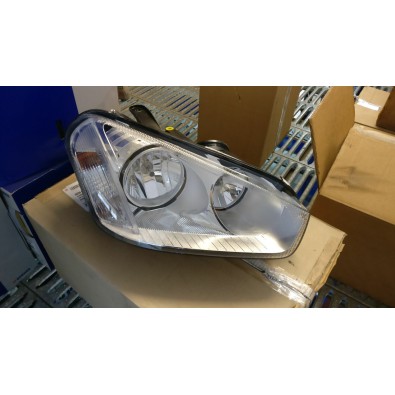 FARO ANTERIORE DESTRO FORD FOCUS C-MAX 07/11 

FRONT RIGHT HEADLIGHT FORD FOCUS C-MAX 07/11
