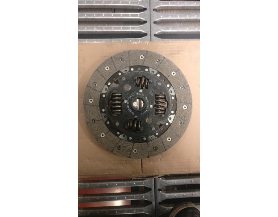 DISCO FRIZIONE FORD ESCORT/ORION 90/95 

CLUTCH DISC FORD ESCORT/ORION 90/95