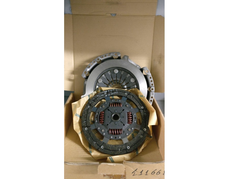KIT FRIZIONE RIGENERATA 1.7 BENZINA  FORD PUMA 97/01 

KIT CLUTCH REGENERATED 1.7 PETROL FORD PUMA 97/01