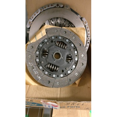 KIT FRIZIONE FORD ESCORT 90/95 95/01 PER MOTORI BENZINA 

KIT CLUTCH FORD ESCORT 90/95 95/01 FOR PETROL ENGINE