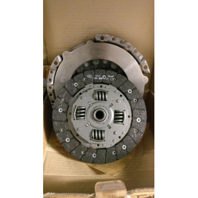KIT FRIZIONE FORD ESCORT 90/95 FIESTA 89/96 1.8 BENZINA 

KIT CLUTCH FORD ESCORT 90/95 FIESTA 89/96 1.8 PETROL