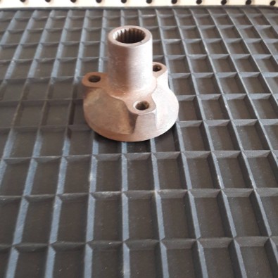 MOZZO SEMIASSE FIAT 500 I SERIE - DIAM INT 18