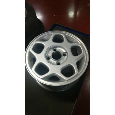 CERCHIO IN LEGA 6Jx14 FORD ESCORT/ORION 90/95  

ALLOY WHEEL 6Jx14 FORD ESCORT/ORION 90/95