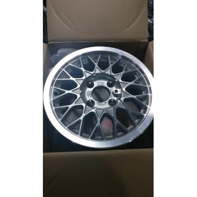 CERCHIO IN LEGA  6Jx14 FORD FIESTA RS 89/96 

ALLOY WHEEL 6jX14 FORD FIESTA RS 89/96