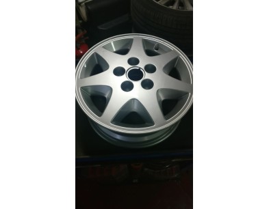 CERCHIO IN LEGA 6Jx 15 FORD GRANADA 85/92 GRANADA/SCORPIO 92/94 

ALLOY WHEEL 6Jx 15 FORD GRANADA 85/92 GRANADA/SCORPIO 92/94