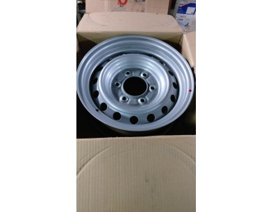 CERCHIO IN FERRO 15x6.5J FORD RANGER 06/09 

IRON WHEEL 15x6.5J FORD RANGER 06/09