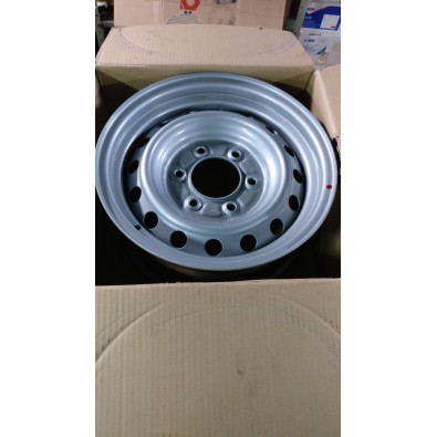CERCHIO IN FERRO 15x6.5J FORD RANGER 06/09 

IRON WHEEL 15x6.5J FORD RANGER 06/09