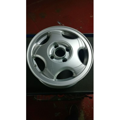 CERCHIO IN LEGA 5.5Jx14 FORD MONDEO 92/96 

ALLOY WHEEL 5.5Jx14 FORD MONDEO 92/96