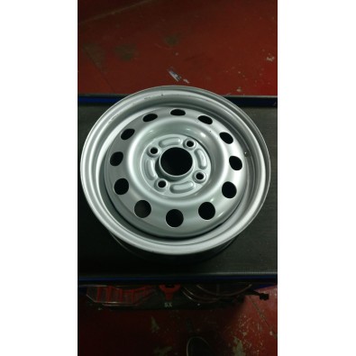 CERCHIO ACCIAIO 4.5Jx13 FORD FIESTA 76/89 ESCORT 86/90 

STEEL WHEEL 4.5Jx13 FORD FIESTA 76/89 ESCORT 86/90